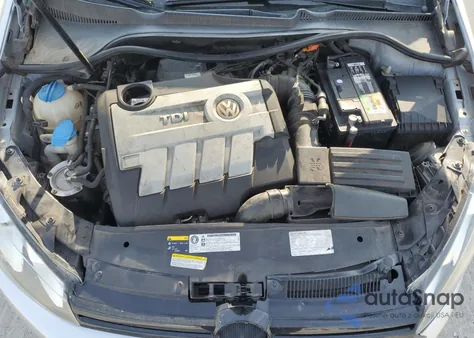 2013 Volkswagen Golf from USA, damaged, VIN WVWDM7AJ4DW132705